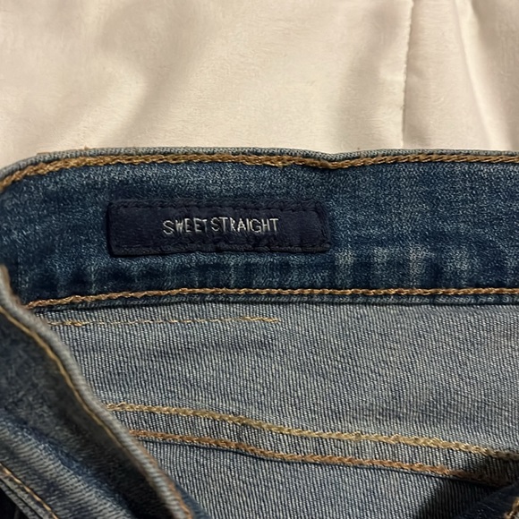 Lucky Brand Sweet Straight Jeans - Picture 4 of 5